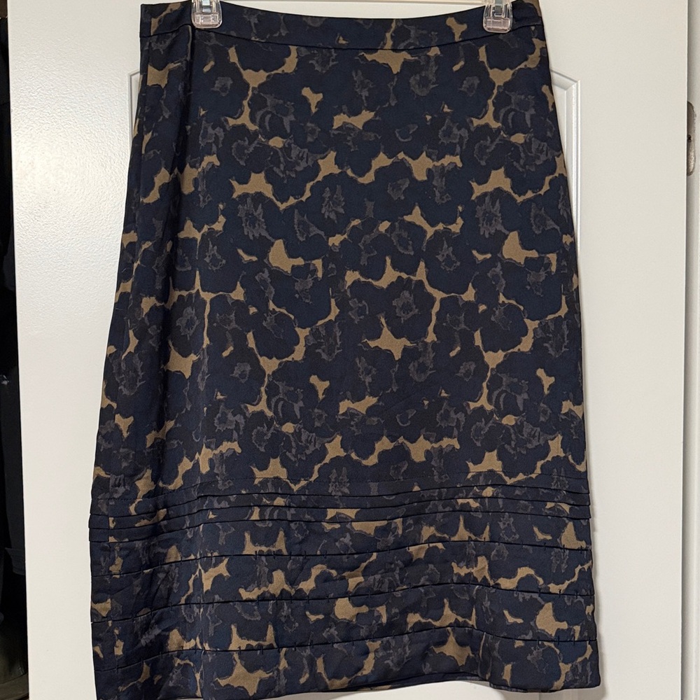 Navy and Tan  Skirt